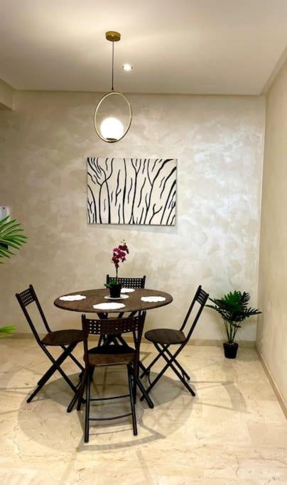 Stunning Luxury Apartment In The Heart Ofmarrakech มาร์ราเกช ภายนอก รูปภาพ